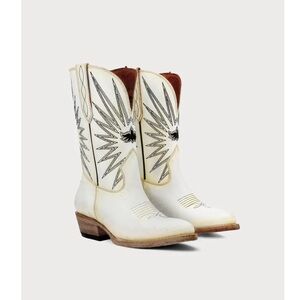 Mezcalero mezcal white cowboy boots size 8.5
